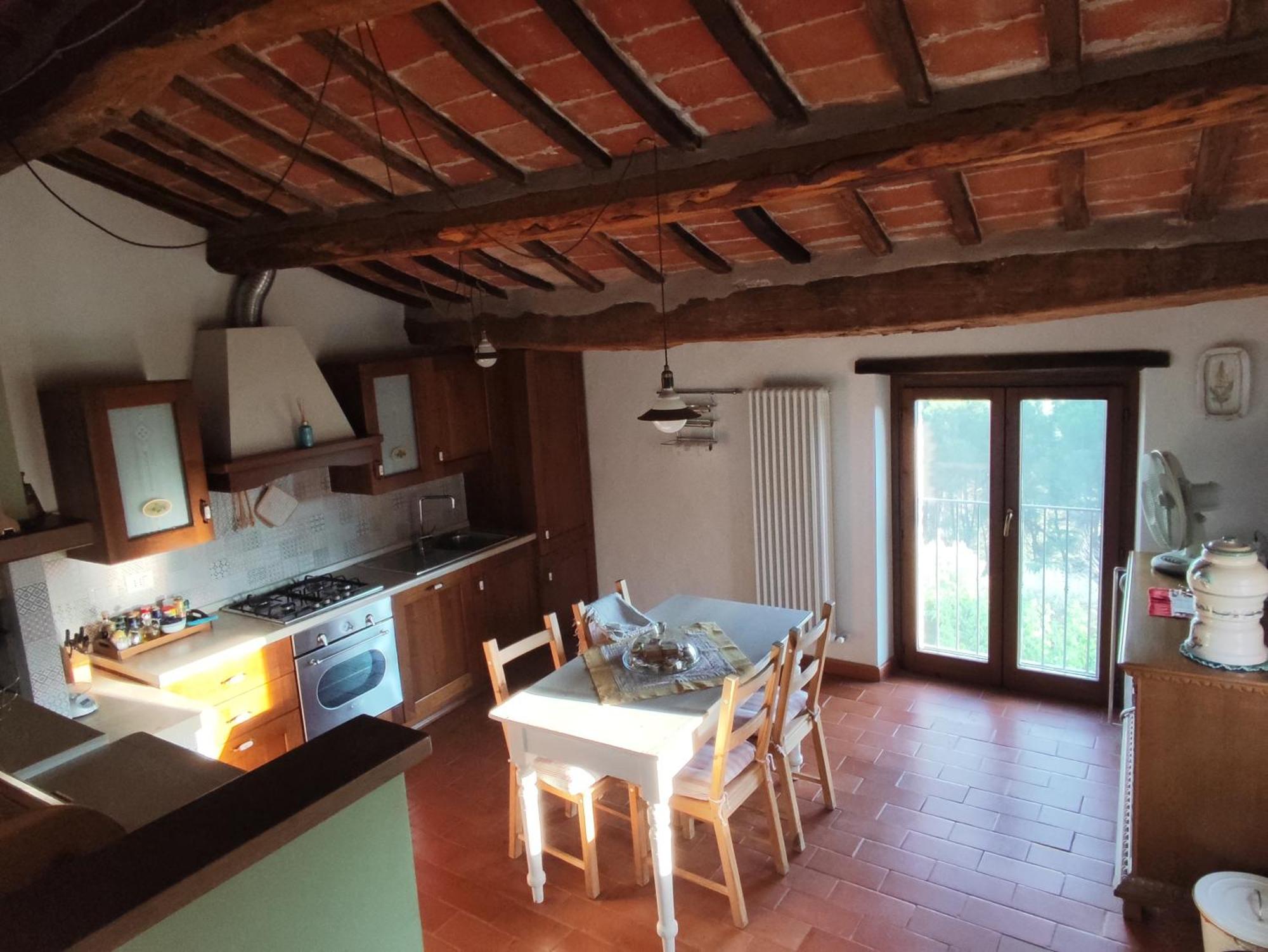 Tra lago e collina Passignano sul Trasimeno Esterno foto